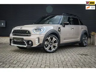 Mini Countryman 1.5 Cooper S E ALL4 Untamed Edition | Pano | Carplay | H&K | Leder | ACC | Nieuwstaa