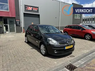 Renault Clio VERKOCHT 1.6-16V Initiale Automaat Leder 1ste Eigenaar!