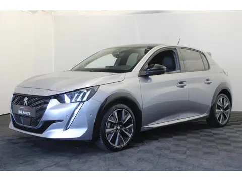 Peugeot 208 1.2 PureTech GT-Line |Pano|Navi|Camera|