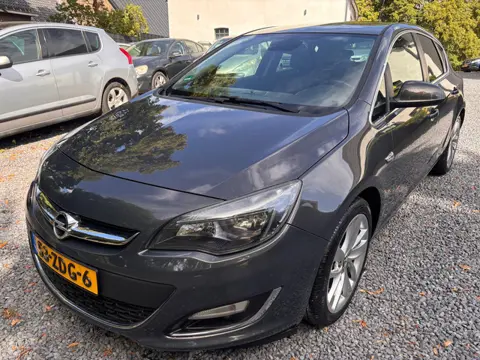 Opel Astra 1.4 Turbo Sport