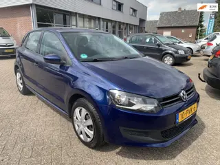 Volkswagen Polo 1.4-16V Comfortline 2011 € 3450.- 1 Jr. Apk , zo mee