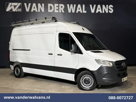 Mercedes-Benz Sprinter 314 CDI 143pk L2H2 Euro6 Airco | Camera | Imperiaal | Trekhaak | Apple Carpla