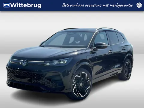 Volkswagen Tiguan 1.5 eHybrid 272pk R-Line DSG Automaat Black Style / Panorama schuifdak / LM 20 inc