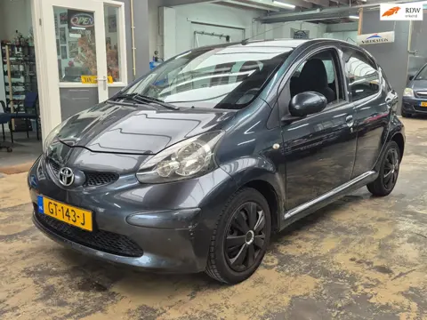 Toyota Aygo 1.0-12V met AIRCO *5-DEURS* NIEUWE APK