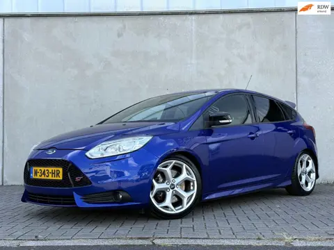 Ford Focus 2.0 EcoBoost ST-2, KW set, Michelin, 250PK