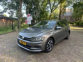 Volkswagen Polo 1.0 TSI Highline Business R. Wij zijn altijd de goedkoopste met de beste Vakgarage B
