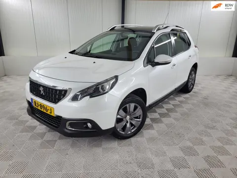 Peugeot 2008 1.2 PureTech Blue Lion, Carplay, Navigatie, Parkeersensoren, Panodak, Metalliclak