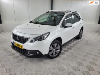 Peugeot 2008 1.2 PureTech Blue Lion, Carplay, Navigatie, Parkeersensoren, Panodak, Metalliclak