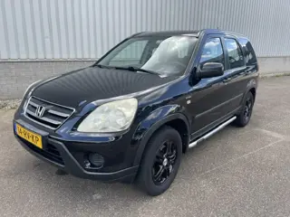 Honda CR-V 2.0i LS