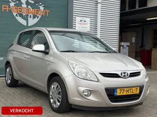 Hyundai i20 1.2i DynamicVersion / Airco / Nap / Apk!!