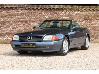 Mercedes-Benz 500-serie 500 SL "Tannengrün - Fir Green" "Tannengrün - Fir Green" - The leather inter