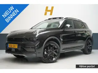 Lynk & Co 01 1.5 | Zwart optiek | Panoramadak | Camera | Navigatie | Memory | Lm velgen