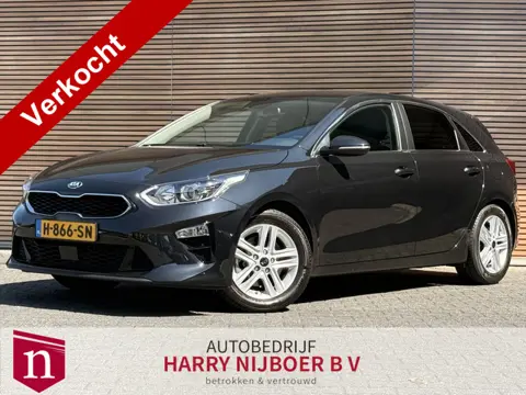 Kia Ceed 1.0 T-GDi DynamicPlusLine Camera / Carplay / Navi / Goed Onderhouden / Winterbanden!