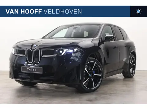 BMW iX3 40 eDrive M Sport / Panoramadak / Trekhaak / Parking Assistant Plus / Stoelverwarming / Mult