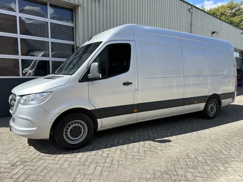 Mercedes-Benz Sprinter 317 1.9 CDI Aut. L3H3 Airco,Navi,Camera,Enz