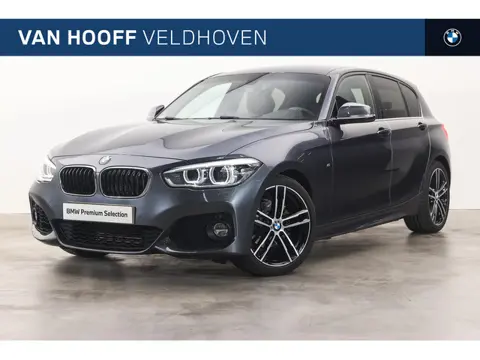 BMW 1 Serie 118i Executive M Sport Automaat / Sportstoelen / Achteruitrijcamera / Adaptieve LED / M 