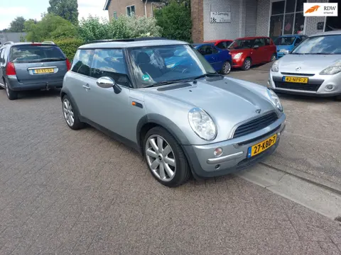 Mini 3-Deurs 1.6 One met Nieuwe APK
