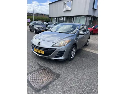 Mazda 3 1.6 CiTD Business Airco 5 deurs Goed rijdende en nette auto. Apk 06-12-2026