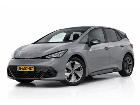 Cupra Born Business One 62 kWh SOH 93.2% | STOELVERWARMING | CAMERA | NAP | APPLE CARPLAY | ANDROID 