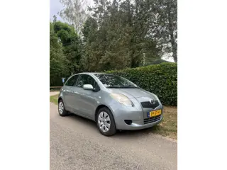 Toyota Yaris 1.3 VVTi Sol MMT 3-Deurs * Automaat / Airco / Nap *