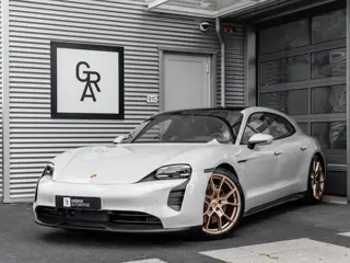 Porsche Taycan Sport Turismo GTS | PANORAMA | SPORT CHRONO | ALCANTARA | BTW