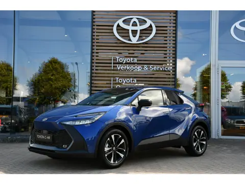 Toyota C-HR 1.8 Hybrid 140 Dynamic Automaat 140pk | Keyless entry | Cruise control adaptief | Parkee