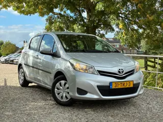 Toyota Yaris 1.0 VVT-i Aspiration | Camera + Clima Nu € 4.975,-!!!