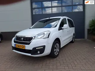 Peugeot Partner Tepee | 1.2 PureTech Active | Navi | Apple car play |Cruise control | Airco |