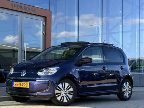 Volkswagen e-Up! | Pano | Stoelverwarming | Voorruitverwarming | Cruise | DAB | Navi |