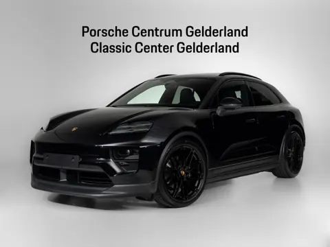 Porsche Macan 4
