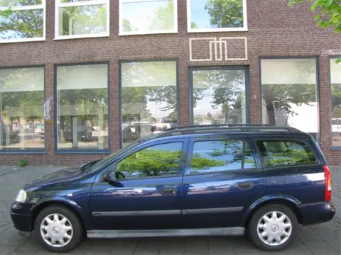 Alle onderdelen Opel Astra blauw Sloopauto inkoop Den haag