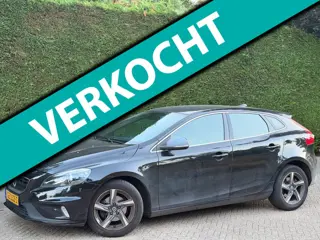 Volvo V40 2.0 D2 R-Design RIJDGOED/PDC/LEER/XENON/NLAUTO!!!