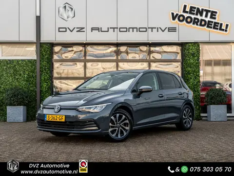Volkswagen Golf 1.0 TSI Active | Ambient | Carplay | Winter Pack