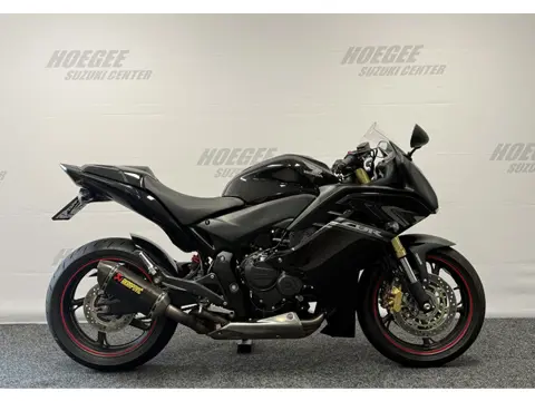 Honda CBR600 F (bj 2011)