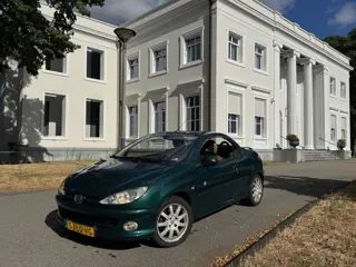 Peugeot 206 CC 1.6-16V ROLAND GARROS, VOLLEDER (bj 2002)