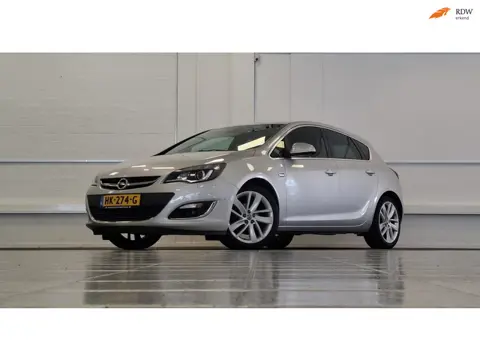 Opel Astra 1.4 Turbo Sport + 100% Dealeronderhouden Leer Camera Mooi!