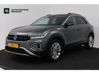 Volkswagen T-Roc 1.0 TSI Life (NAVIGATIE, CAMERA, TREKHAAK, DIGITALE COCKPIT, ADAPTIEVE CRUISE, CARP