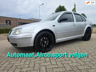 Volkswagen Bora 1.6 Comfortline AUTOMAAT,Sport&Style,Airco