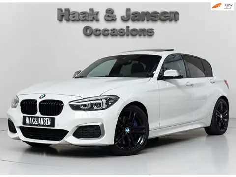 BMW 1-serie M140i xDrive High Executive HK Pano Memory Camera