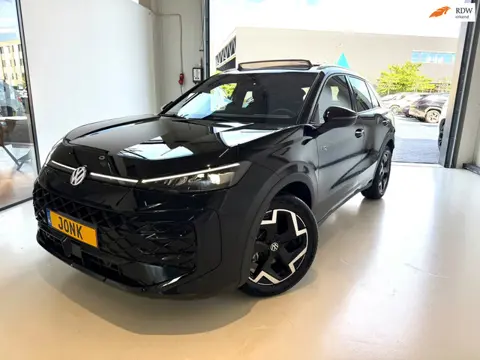 Volkswagen T-Roc 1.5 eTsi R-Line First Edition