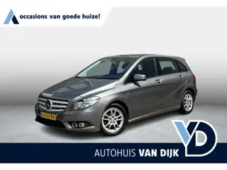 Mercedes-Benz B-klasse 180 Navi / Trekhaak / Parkeer assistent / stoelverwarming
