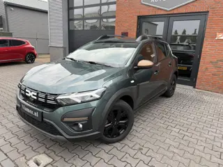 Dacia Sandero Stepway 1.0 TCe 90 Extreme | Automaat | Stoelverwarming | Camera | Keyless