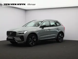 Volvo XC60 2.0 T6 Plug-in hybrid AWD Plus Dark / Head-Up Display / Trekhaak / 360 camera / Pano. dak