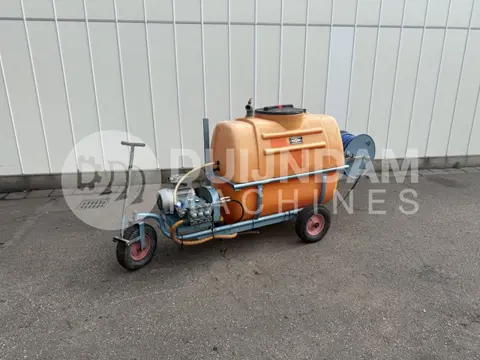 Empas 37-55-600F spuitwagen 600 L