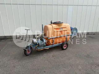 Empas 37-55-600F spuitwagen 600 L
