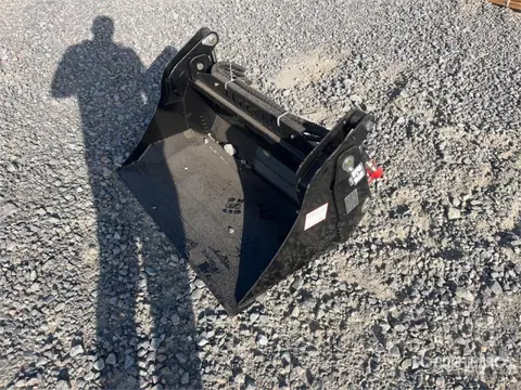 Giyi XKH39 1000 mm Q/C Multi-Purpose Mini Skid Ste