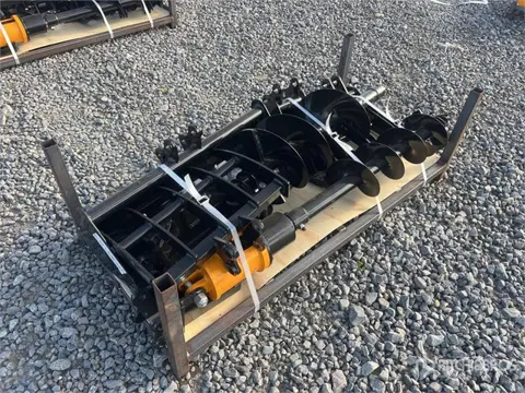QUANTITY of (8) VICSEC Mini Excavator Attachment (bj 2026)