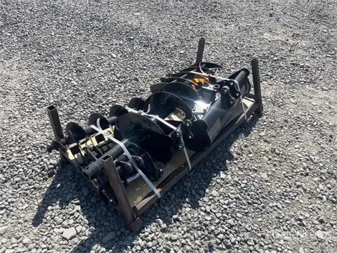 QUANTITY of (8) VICSEC Mini Excavator Attachment (bj 2026)