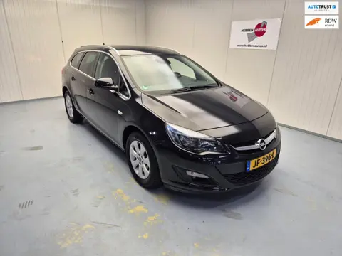 Opel Astra Sports Tourer 1.4 Turbo Edition Navi Aico Ecc Cruise Control Alu Pdc Trekhaak