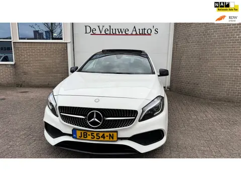 Mercedes-Benz A-klasse 180 Ambition |AMG pakket|Pano|Cruise|